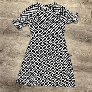 Banana Republic Black and White Geometric Dress Size 6